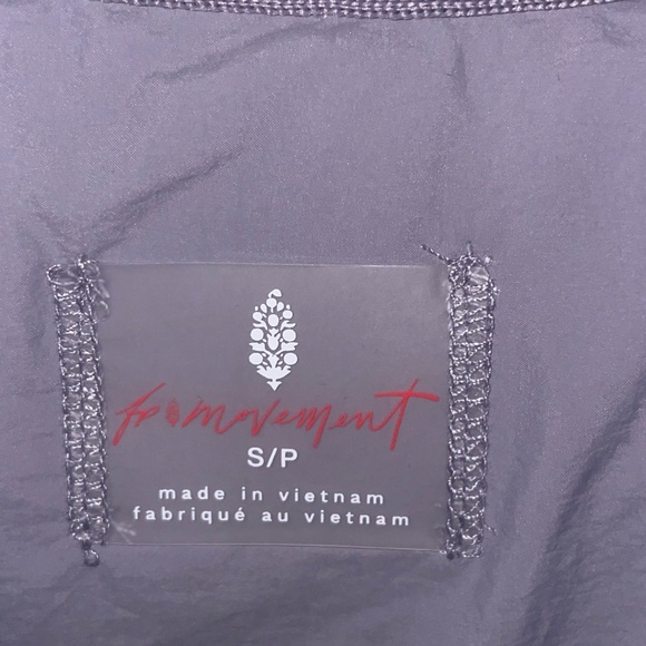 FP Movement Sun Valley Puffer Jacket Rainbow Chevron Gray S NWT - Picture 8 of 12